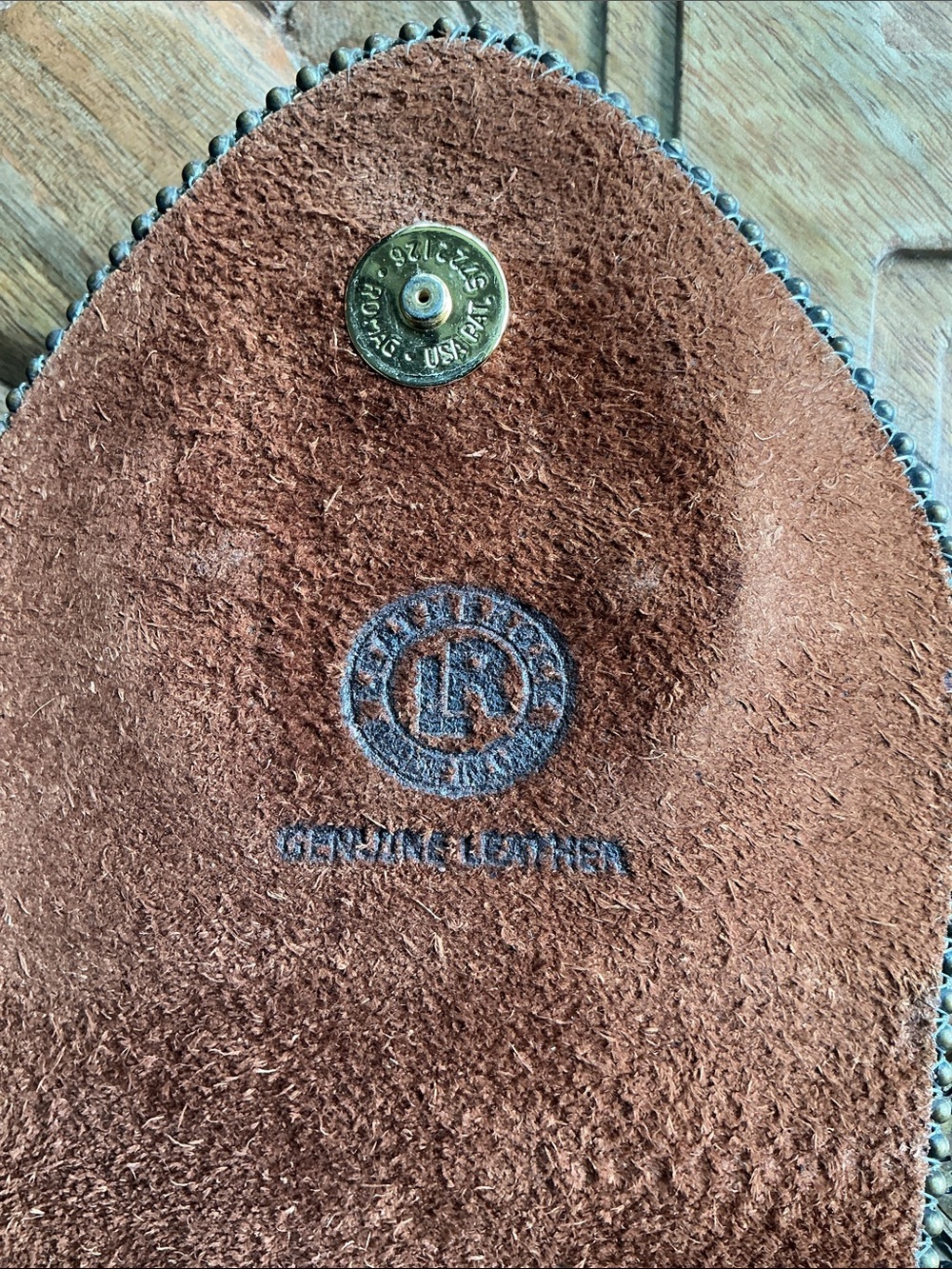 Leatherock vintage crossbody small pouch purse - Picture 4 of 4